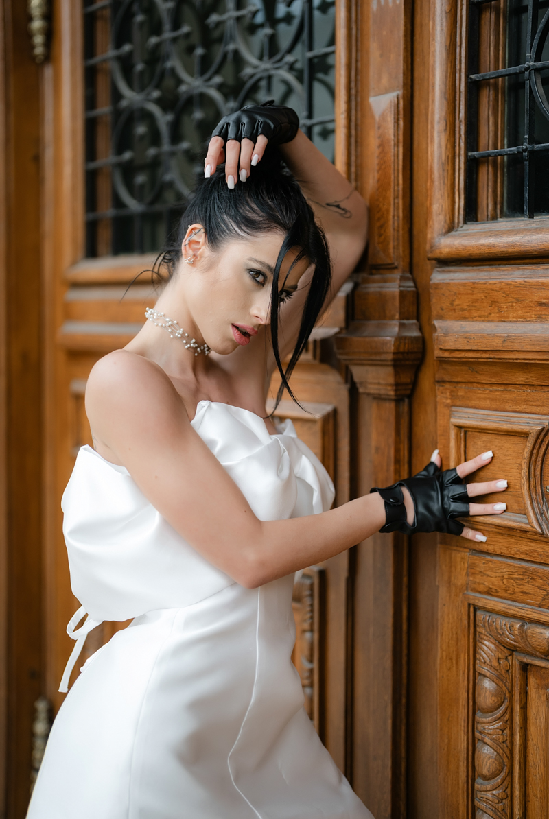 Cununie civilă în stil street în București – eleganță urbană la Ateneul Român