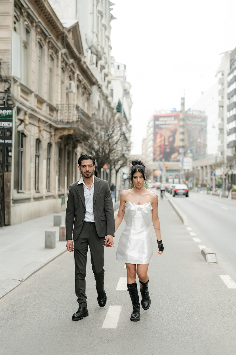 Cununie civilă în stil street în București – eleganță urbană la Ateneul Român