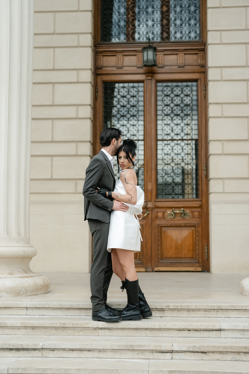 Cununie civilă în stil street în București – eleganță urbană la Ateneul Român