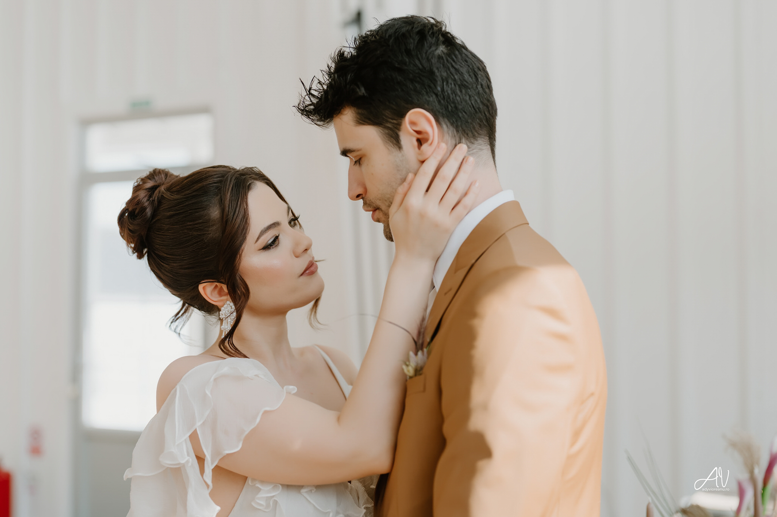 Luisa & Michael at The White Manor