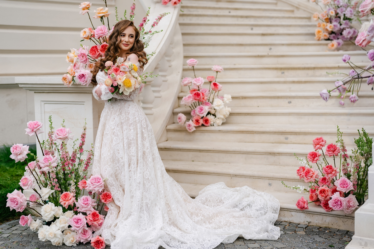 Mireasa in decor regal la Castelul Banffy, Bontida