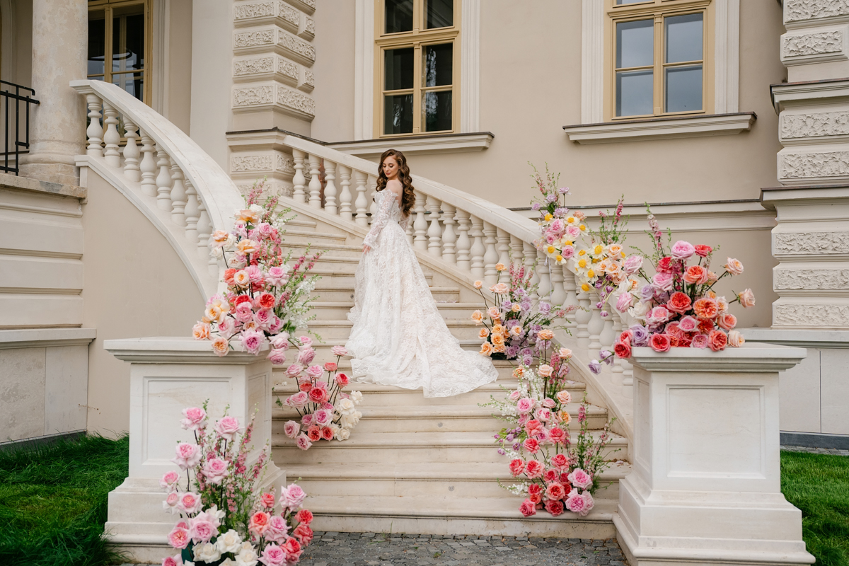 Mireasa in decor regal la Castelul Banffy, Bontida