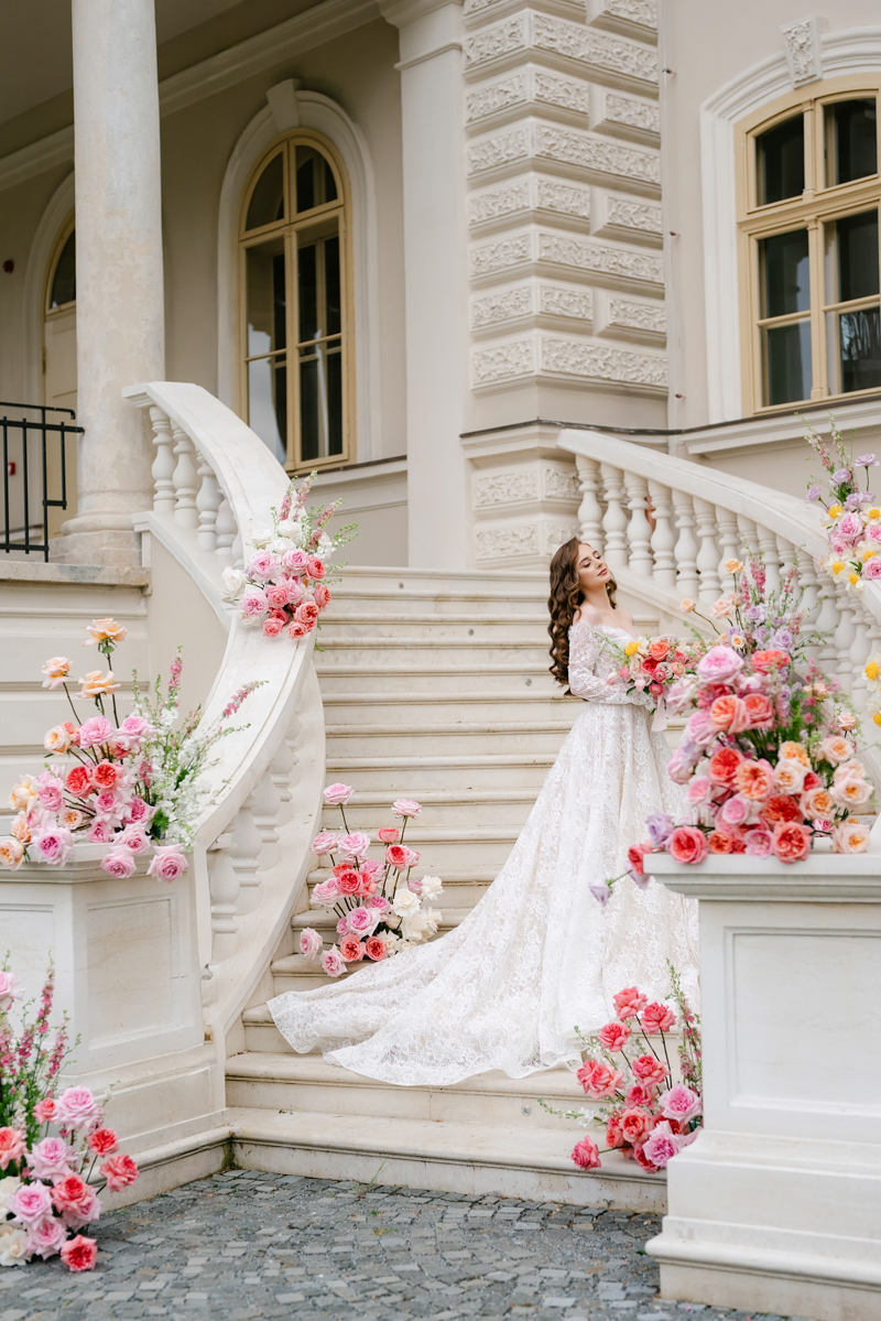 Mireasa in decor regal la Castelul Banffy, Bontida