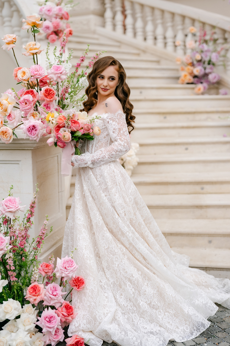 Mireasa in decor regal la Castelul Banffy, Bontida