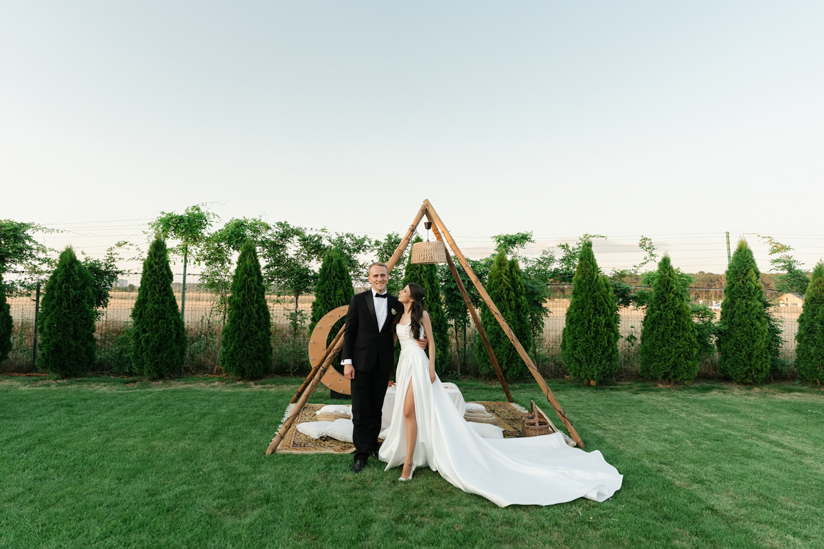 Nuntă Valentina & Alexander la Snagov: Pregătiri la Lakeview Residences și petrecere la Moonlight Venue