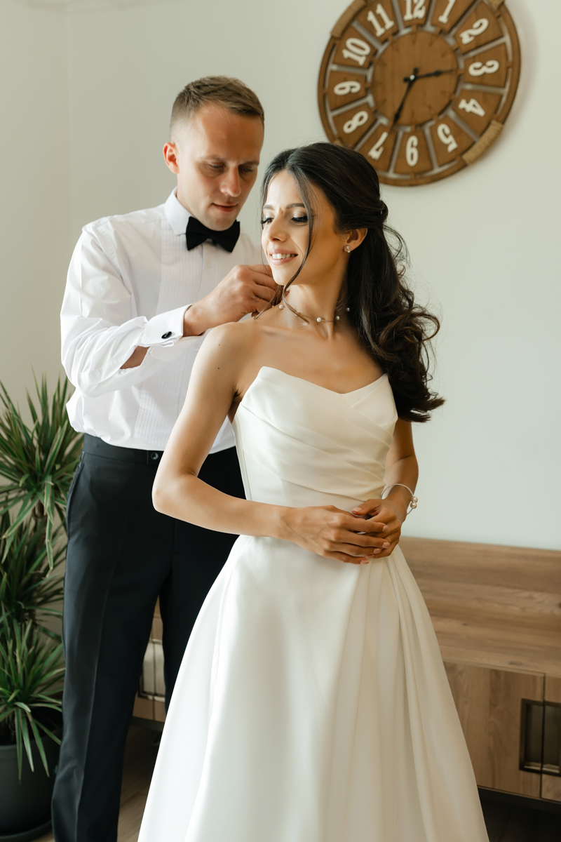 Nuntă Valentina & Alexander la Snagov: Pregătiri la Lakeview Residences și petrecere la Moonlight Venue