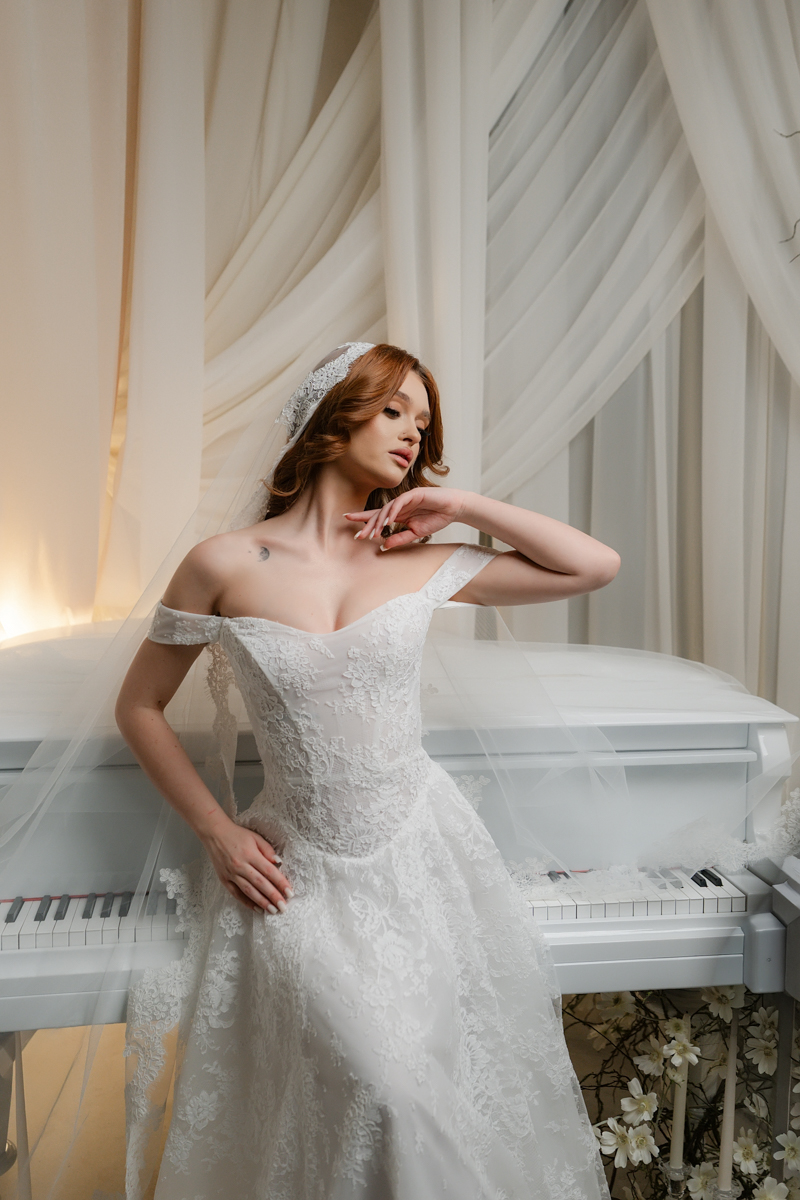 Ședință Foto Stilizată într-un Studio de Lux Bucuresti