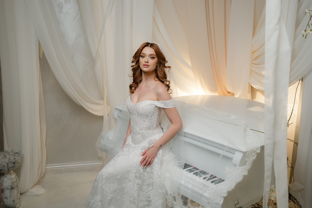 Ședință Foto Stilizată într-un Studio de Lux Bucuresti