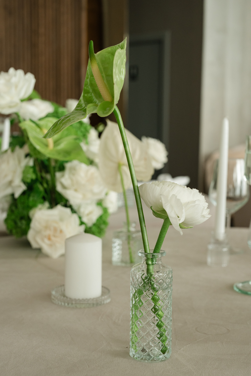 Nuntă la Light House by SunGarden: eleganță retro și artificii pe ponton