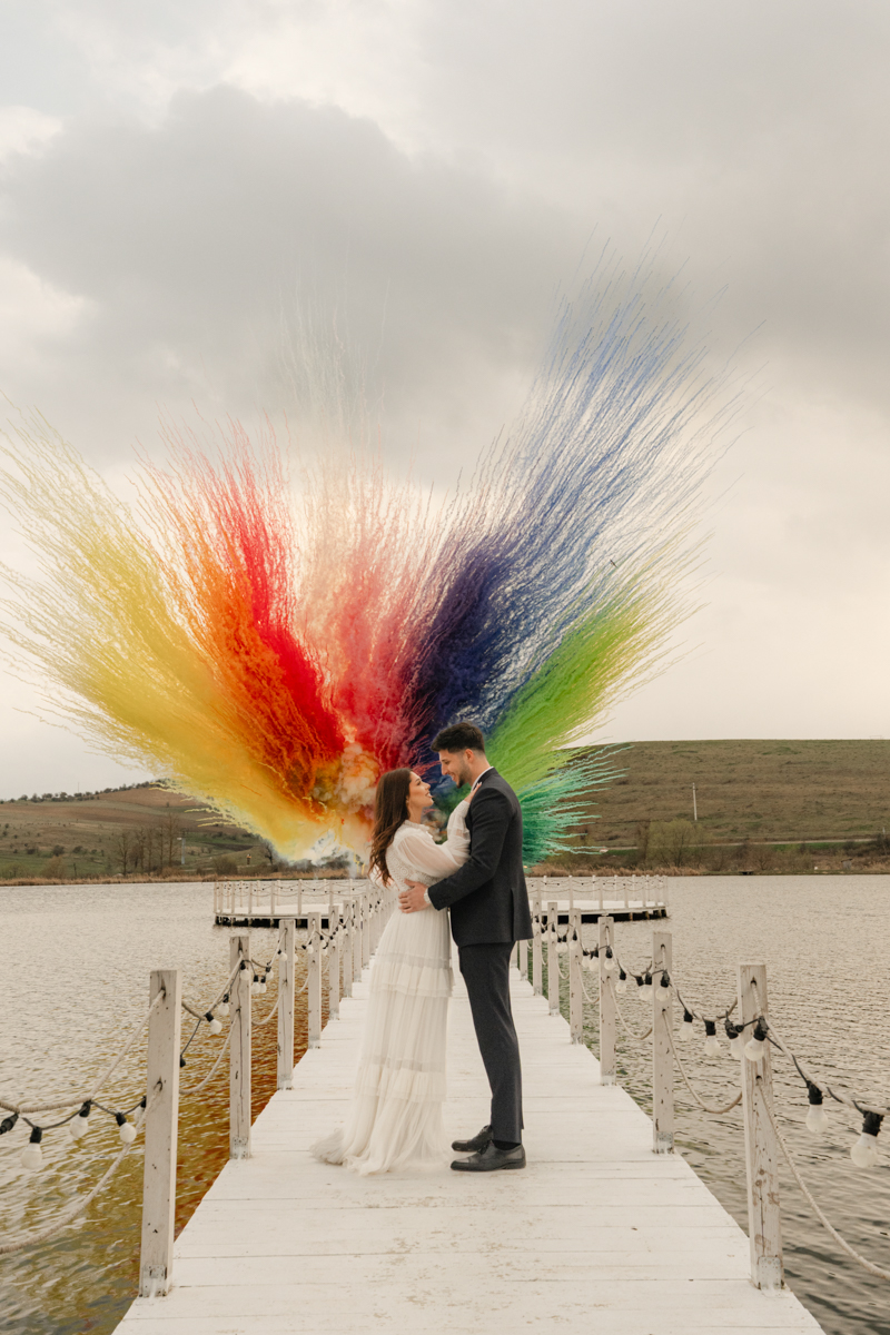 Nuntă la Light House by SunGarden: eleganță retro și artificii pe ponton