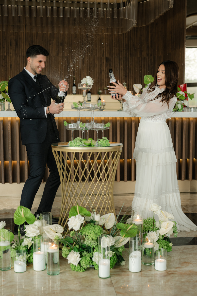 Nuntă la Light House by SunGarden: eleganță retro și artificii pe ponton