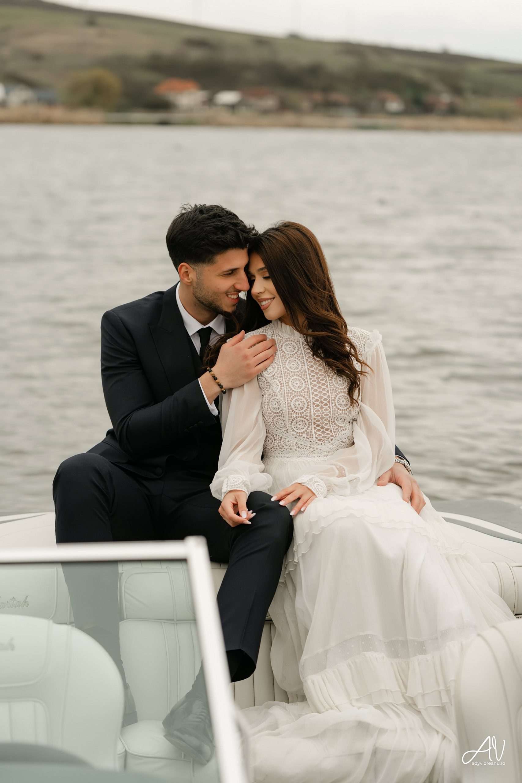 Wedding shooting to Light House by the Lake